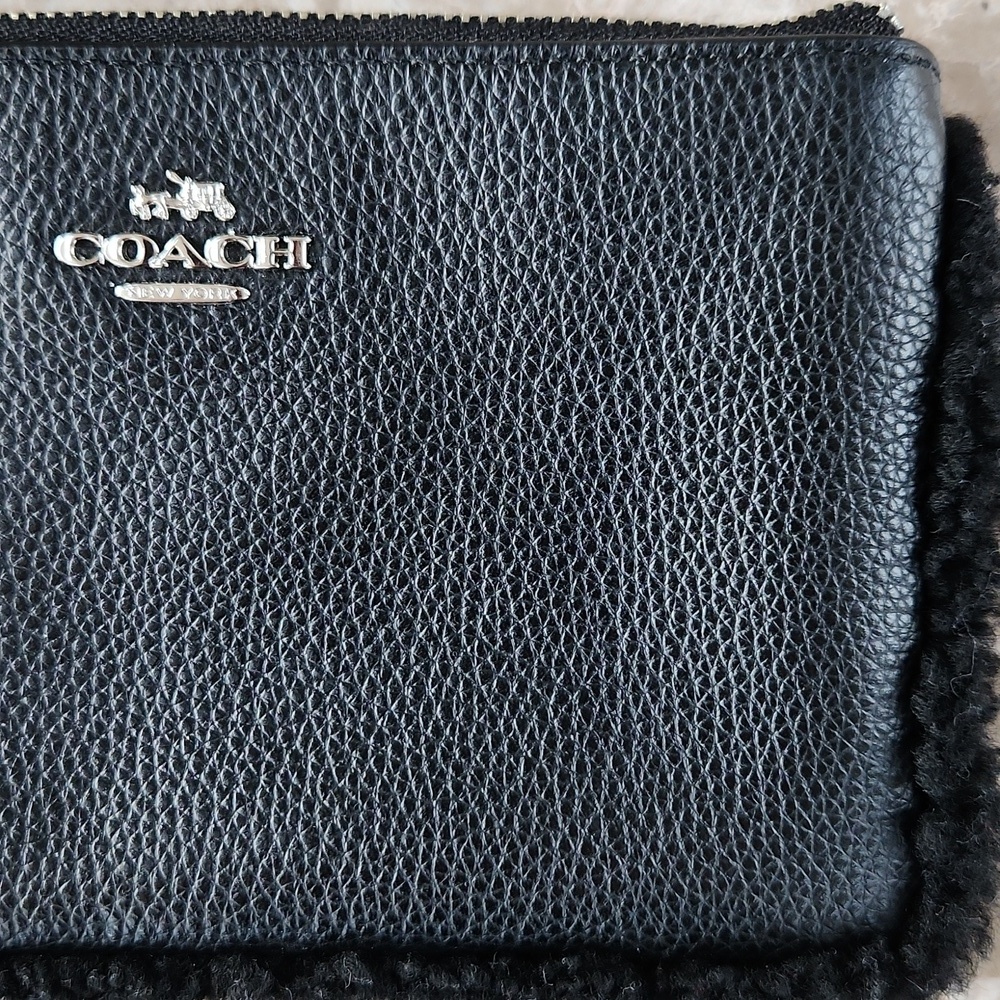 Coach Wristlet, With Fur, 7x5 - Picture 3 of 6